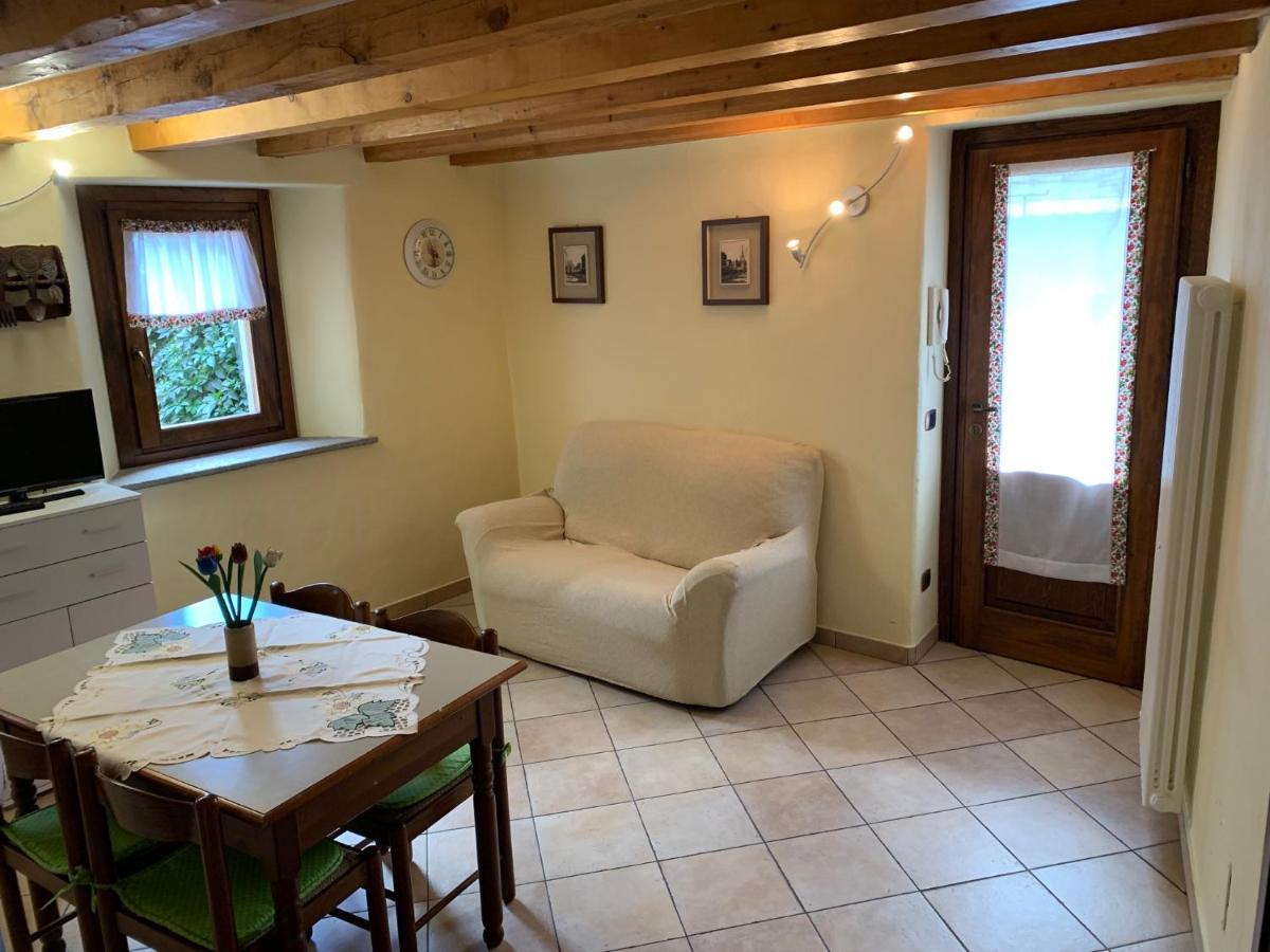 Maison Malherbes Aosta Esterno foto